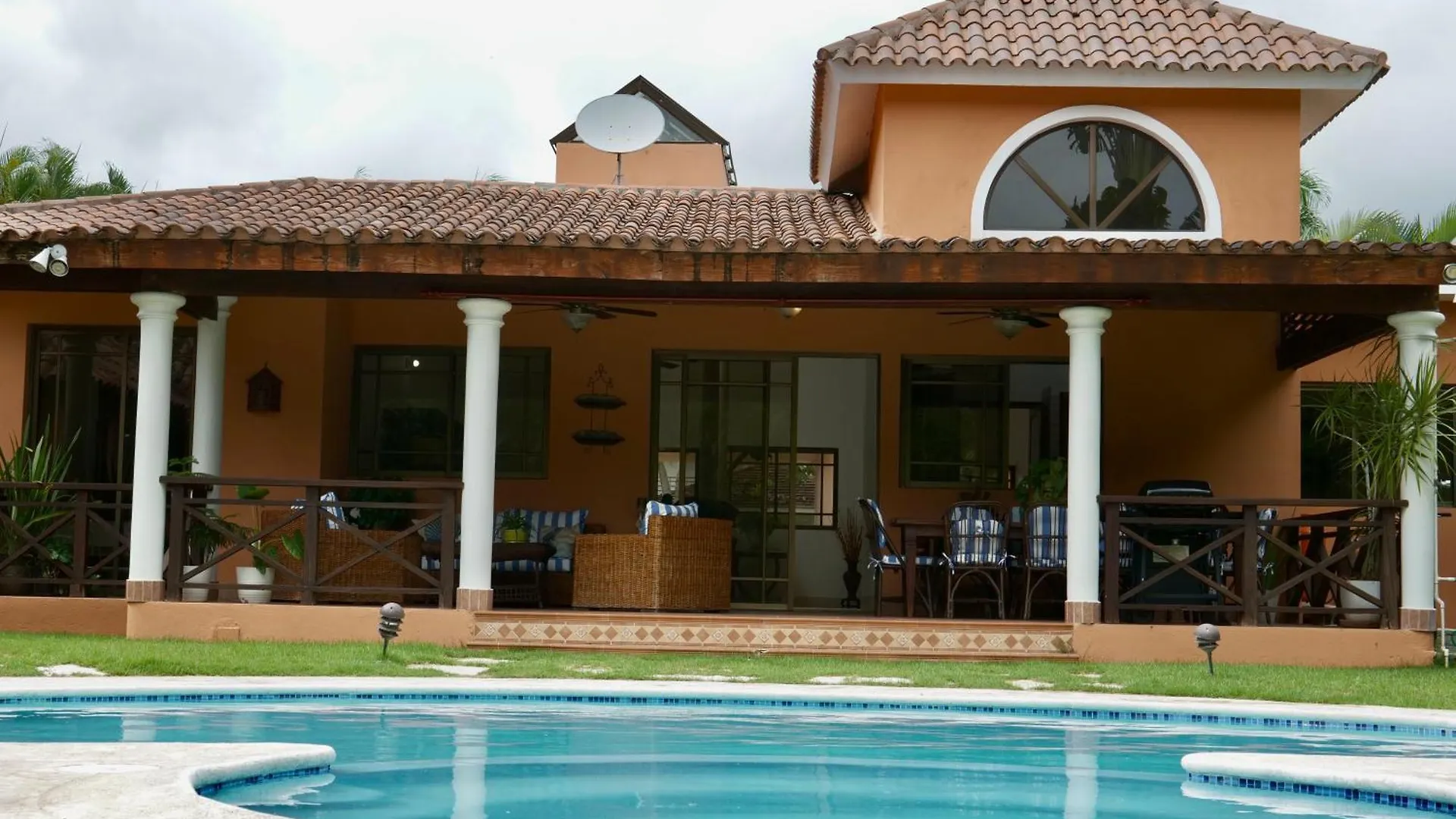Вилла Villa-Aurora Juandolio-3Br-4Bds-6Px-Wifi-Bbq-Pool-Tvsmart Хуан-Долио