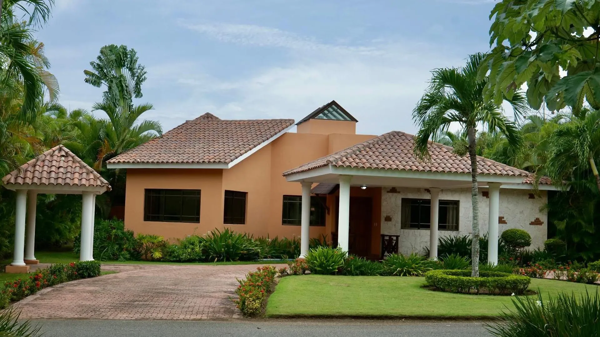 Villa-Aurora Juandolio-3Br-4Bds-6Px-Wifi-Bbq-Pool-Tvsmart Хуан-Долио Вилла